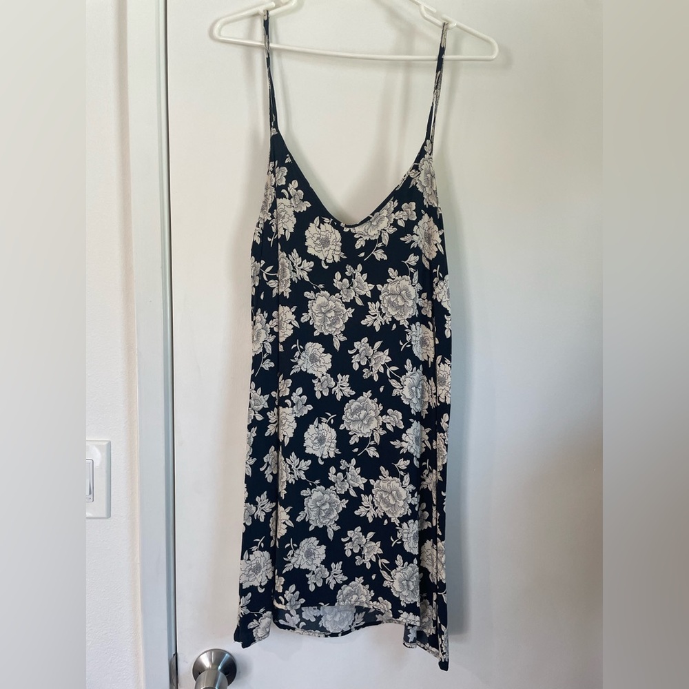 Brandy Melville Black and White Chemise with Adjustable Straps